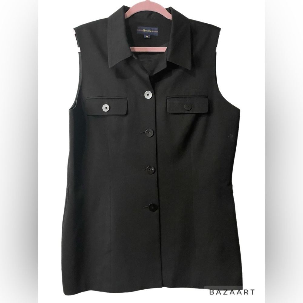 Vintage 100% wool black button vest by Breeches 🔥 solid piece!  KK